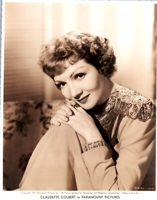 Hollywood Beauty CLAUDETTE COLBERT 1941 PARAMOUNT STUNNING PORTRAIT Photo 703