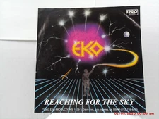 EKO -(45 W/PIC. SLEEVE)- REACHING FOR THE SKY / I STILL REMEMBER - EPRO --  1983