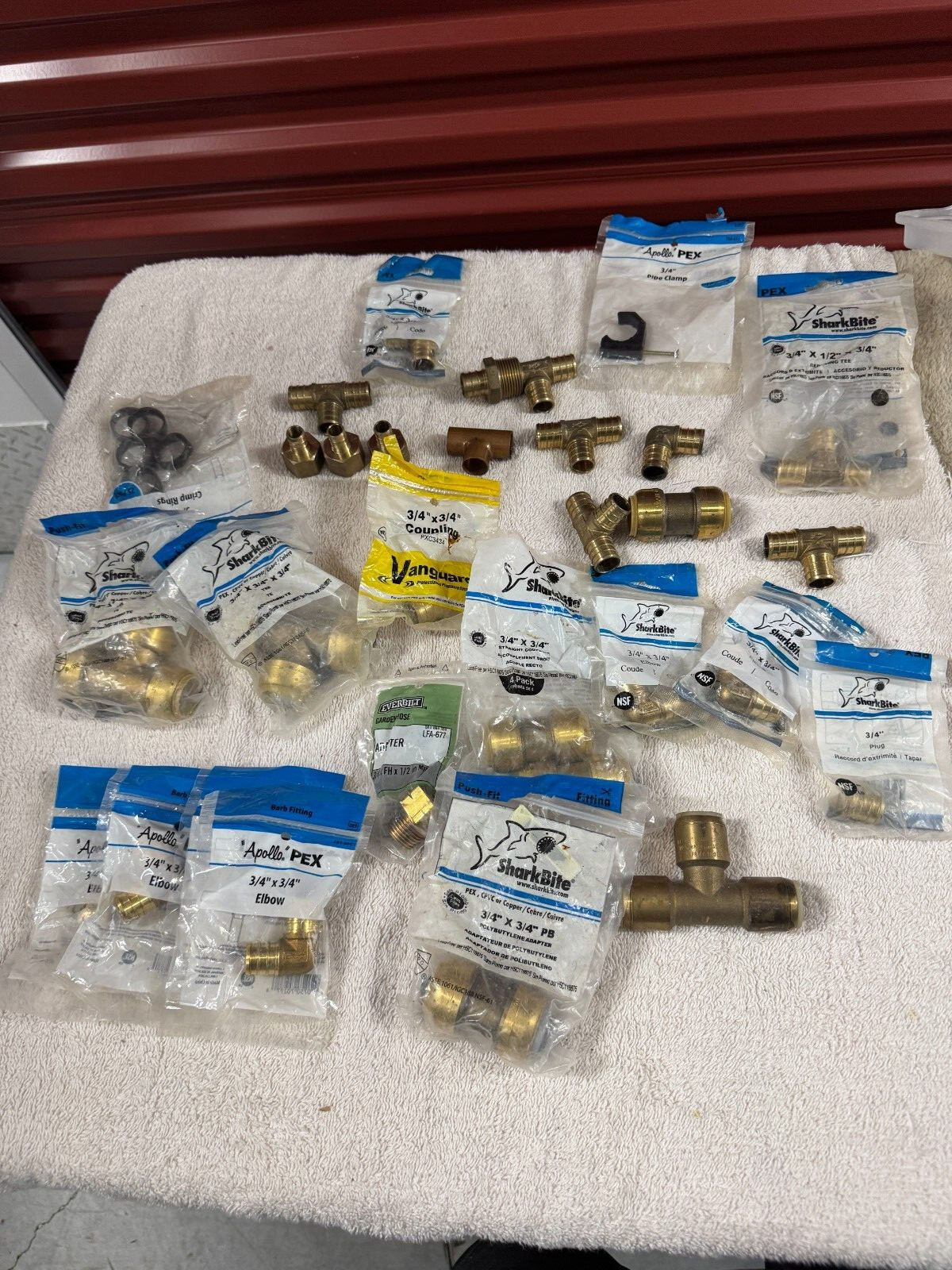 Large Lot of Sharkbite & Apollo PEX Brass Fittings!!!! APPROXIMATELY 30 PIECES!!