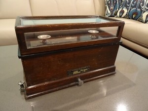 Antique TORSION BALANCE CO. NY Style 271 Scales WOOD BOX Glass Lid Class A 4oz