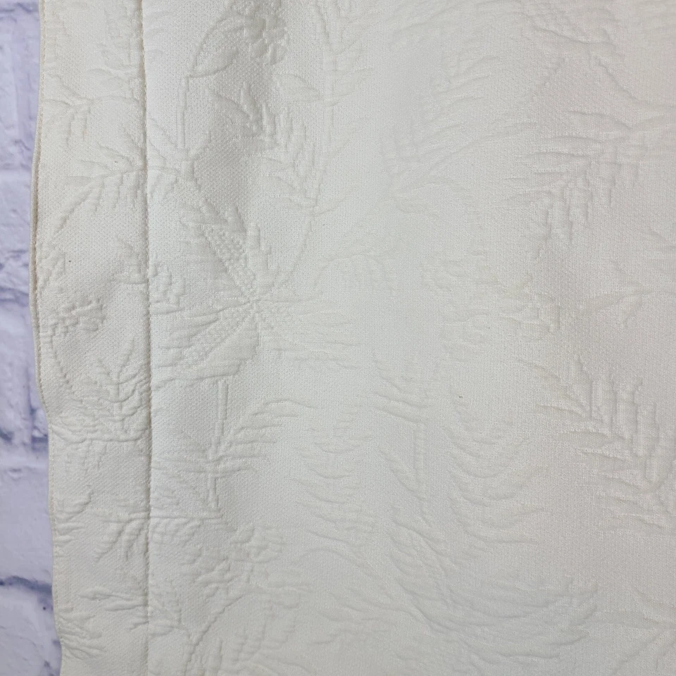 Ralph Lauren Floral Matelasse Euro Pillow Shams Set Cream Standard Size 24 x 30 - Image 4 of 4