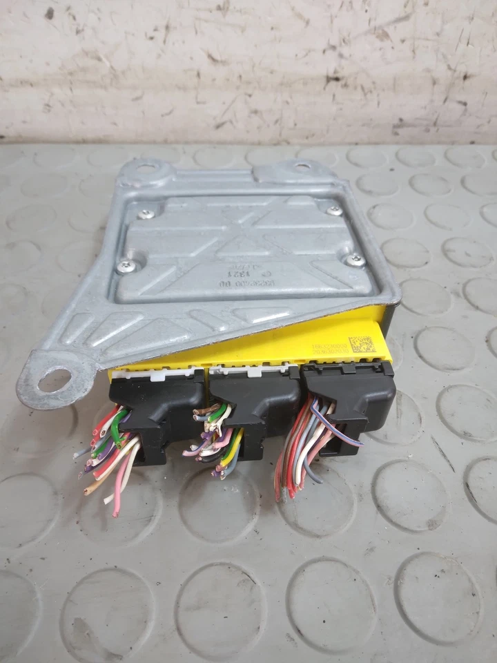 22348 Centralina airbag Renault Captur Hybrid dal 2019 al 2024 cod 985101579r - Immagine 3 di 4