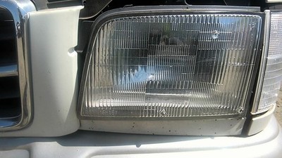 Driver Left Headlight Fits 99-02 ISUZU TROOPER 32782393
