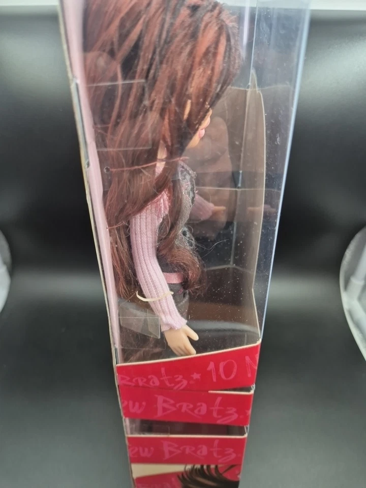 2010 MGA Entertainment Bratz Introducing LILIANA Doll 10th Anniversary NRFB New — 第 4/4 张图片