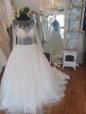 Ronald Joyce 56056 Wedding Dress size 12 princess style