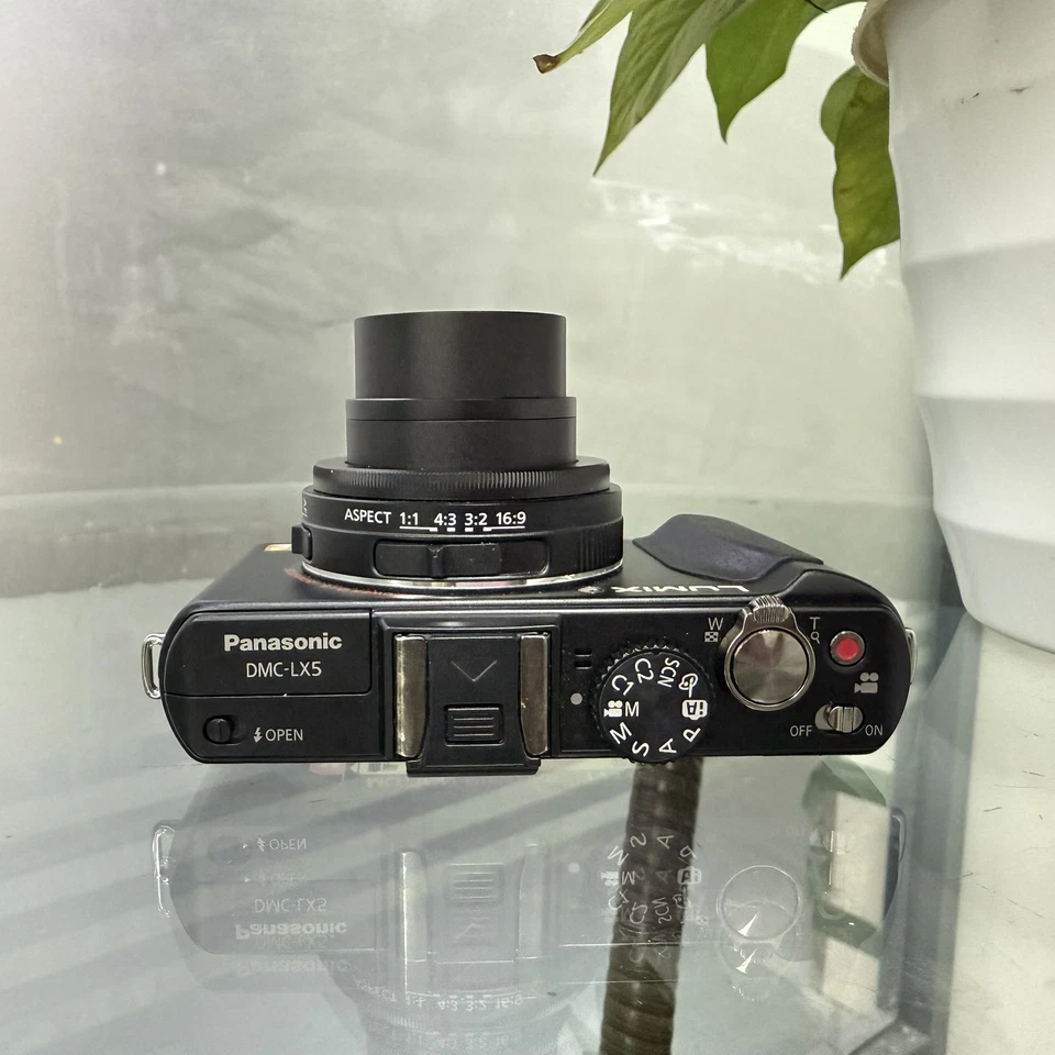 Cámara digital compacta Panasonic LUMIX DMC-LX5 10,1 MP de JAPÓN Foto 4 de 4