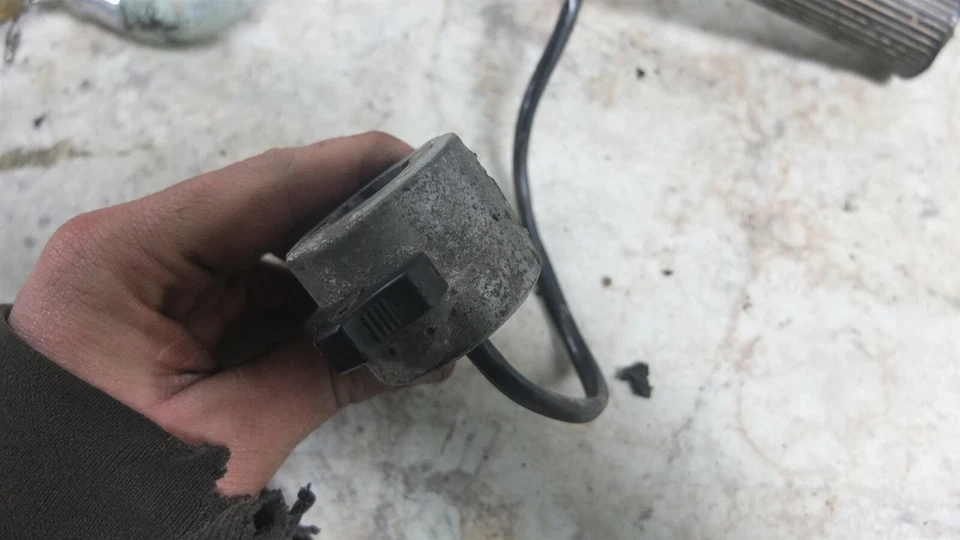 65 Yamaha YJ2 YJ 2 Campus 60 guidões guidões direita esquerda interruptor de controle - Imagem 4 de 4