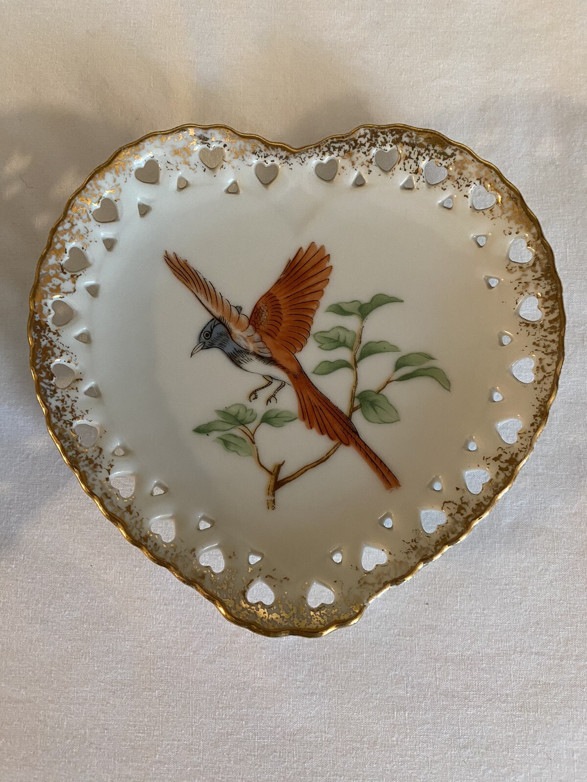 Vintage Heart Shaped Plates Set Of 2 Heart Cutouts Gold Color Trim ...