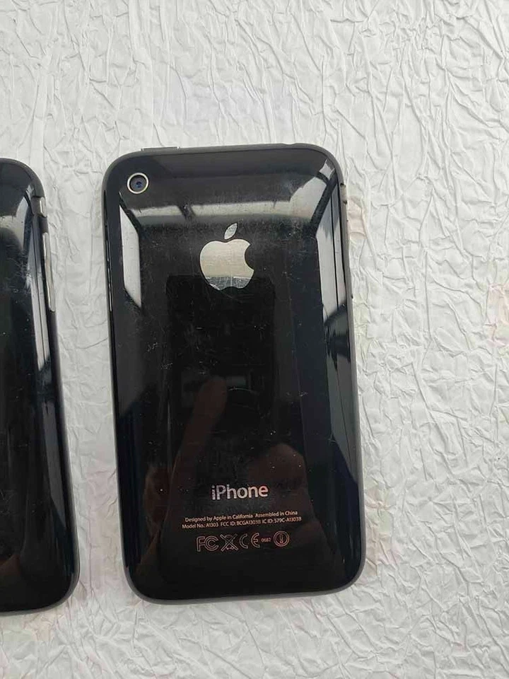 Teléfono móvil desbloqueado 3 piezas Apple iPhone 2G 3G 3GS 8GB BUENO para colección Foto 4 de 4