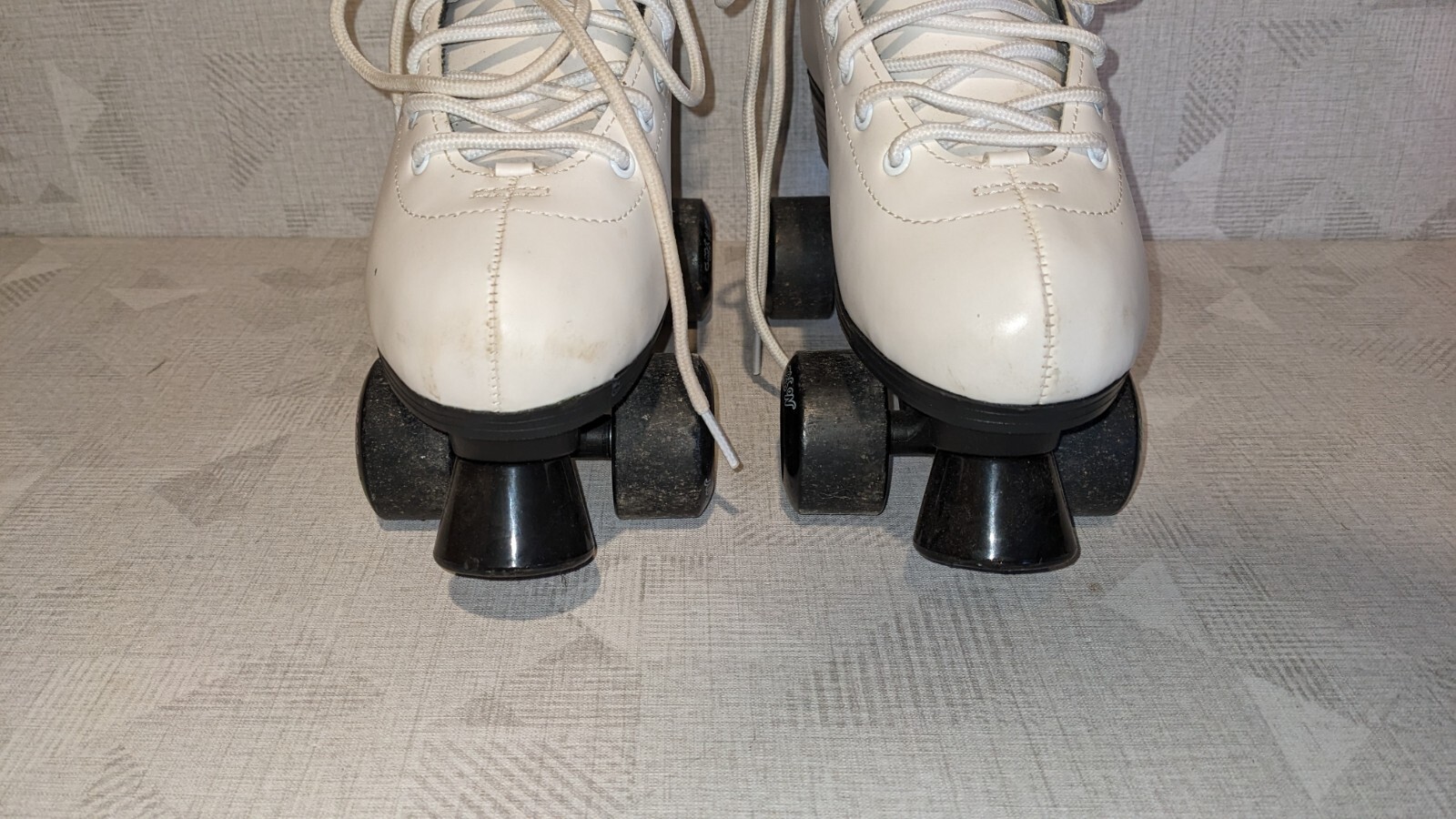 No Fear Roller Skates Classic Lace Up Size UK 7 eBay