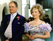 Gemma Jones & Jim Broadbent autographs signed 20x30 cm picture 