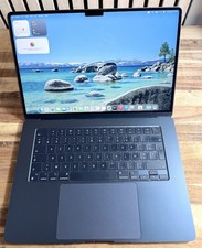 Apple MacBook Air 15,3" (256Go SSD, M2, 8Go) Ordinateur Portable - Minuit