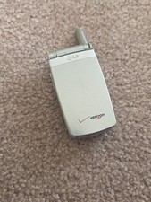 LG VX3100 Vintage Flip Phone Verizon - Silver - UNTESTED 2010