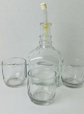 Jack Daniels Bottle Decanter Set 3 Whiskey Glasses with Pour Spout