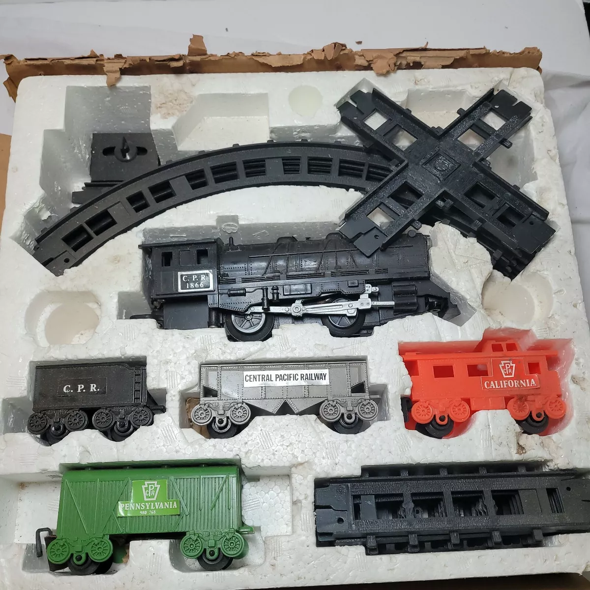 Central Pacific Railway Battery Powered Toy Train Set CPR 1866