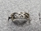 GRANDMA GRABE'S BEAUTIFUL VINTAGE 925 STERLING SILVER OPEN BACK 1.4G RING SIZE 3