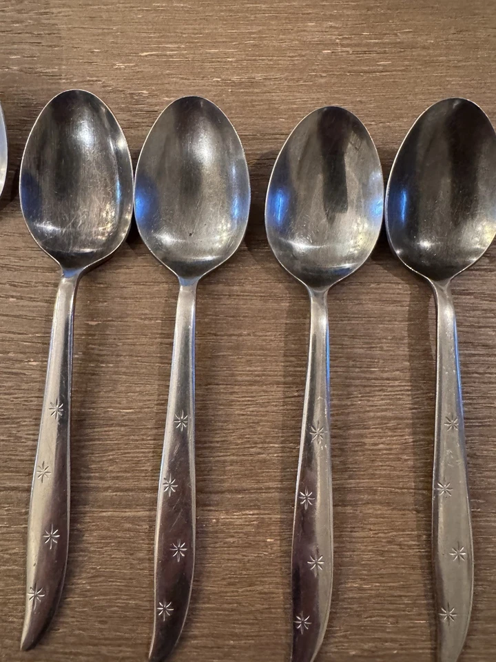 Lot of 10 Dorzel Hull FIRST STAR Stainless Teaspoons 7" & 6”Atomic Starbust - Image 4 of 4