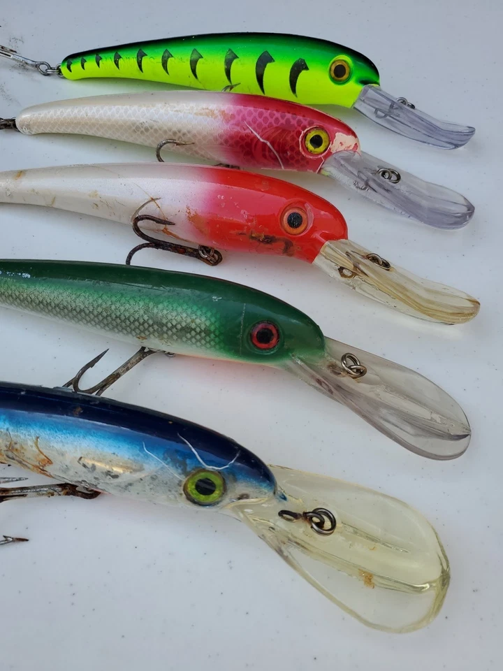 Lot of 5 Mann’s Magnum Stretch 30+ Deep Diving 11” Crankbaits USED condition 1A - Image 2 of 4