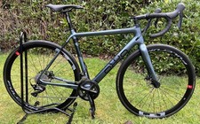 Orro Gold Evo 105 Hydro Disc Carbon Road Bike - 22 Speed - Medium / 54cm