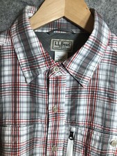 L.L.Bean Shirt Mens Medium Seersucker Plaid Vented Fishing Travel Nylon Outdoor