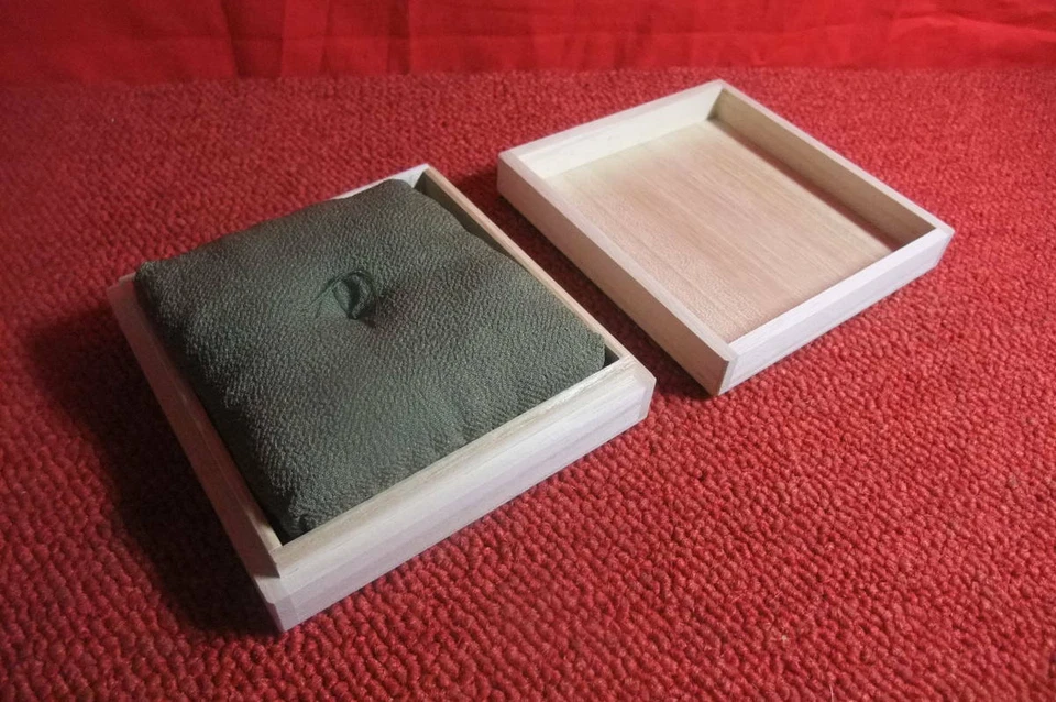 Japanese Wooden Tsuba Box Antique Collector 1 for Green & Cushion Made In Japan  - Image 2 of 4