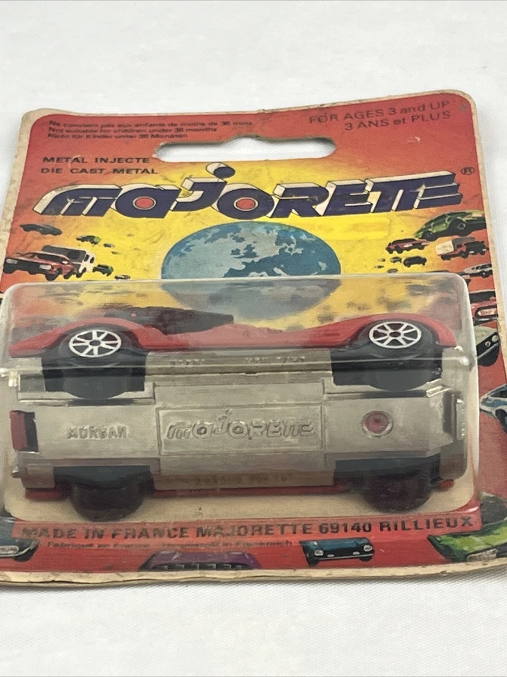 MAJORETTE--MORGAN-- #261----ROJO CON TAPA NEGRA.   ¡Nuevo en tarjeta!! Foto 4 de 4