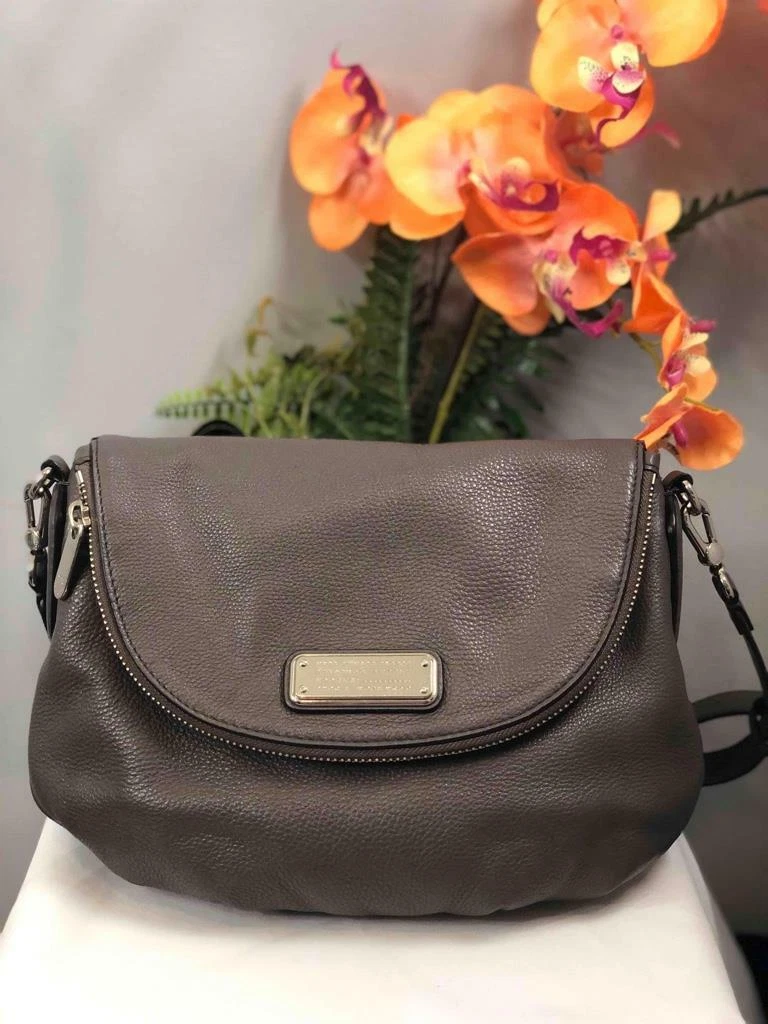 Marc by marc jacobs deals large natasha leather handbag