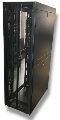 APC AR3100 NETSHELTER ENCLOSURE 42U 600MM X 1070MM SERVER RACK