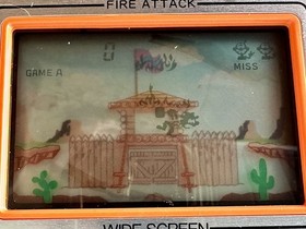 Nintendo Game & Watch-FIRE ATTACK- ID-29-Wide Screen-1982-Box-Pink Insert 