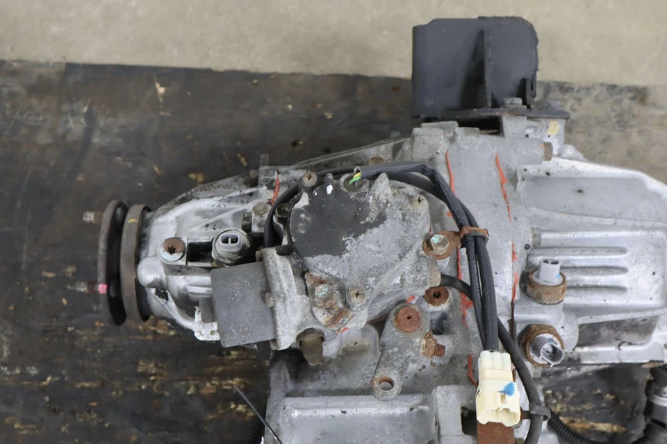 Caja de transferencia 95-97 Toyota Land Cruiser 96-97 LX450 166 k millas OEM Foto 2 de 4