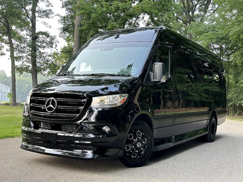 2024 Mercedes-Benz Sprinter 3500 15 Passenger Coach Road Liner 747 - Picture 36 of 39