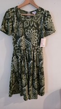 LuLaRoe Amelia Floral Dress Women’s Size Small New with Tags