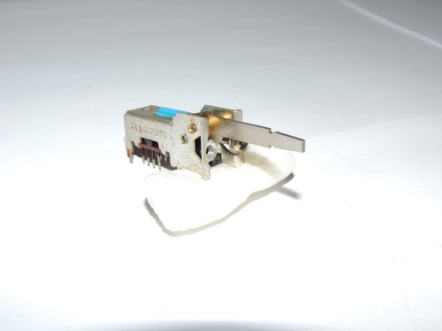 Sansui AU-719   8 Pin Flip Switch Mute/Loud/Sub Sonic   1171770