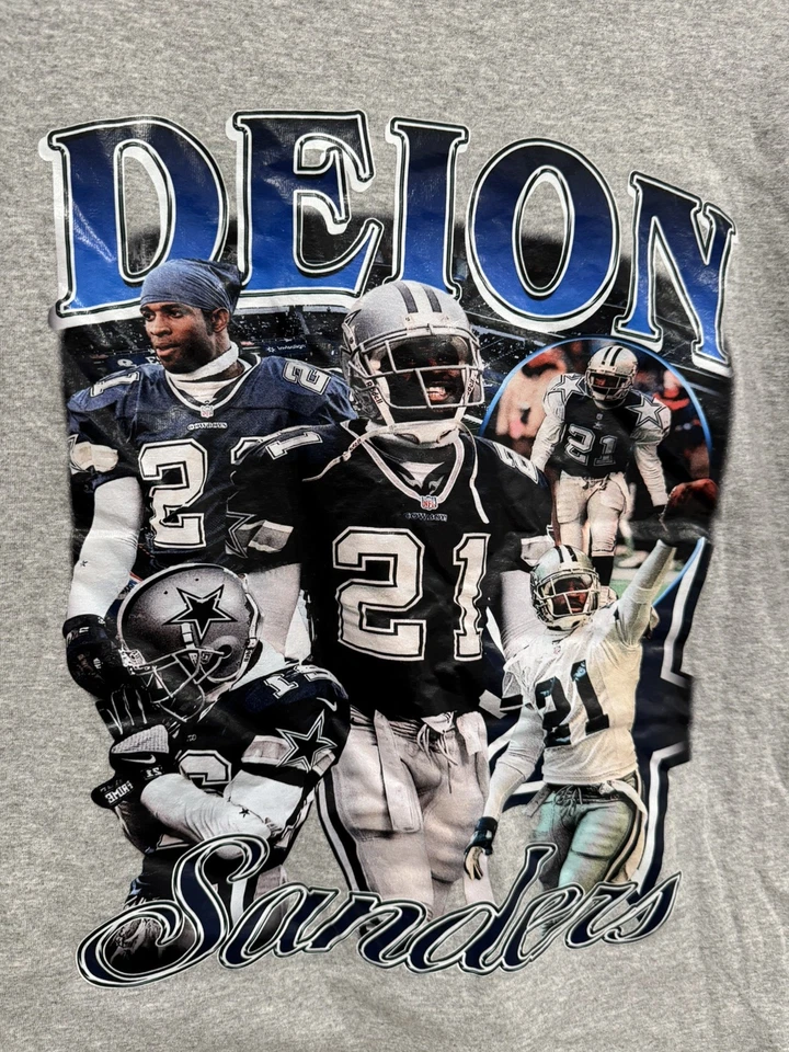 Camiseta Para Hombre NFL Dallas Cowboys Deion Sanders Gris Grande Gráfico Camiseta Foto 2 de 4