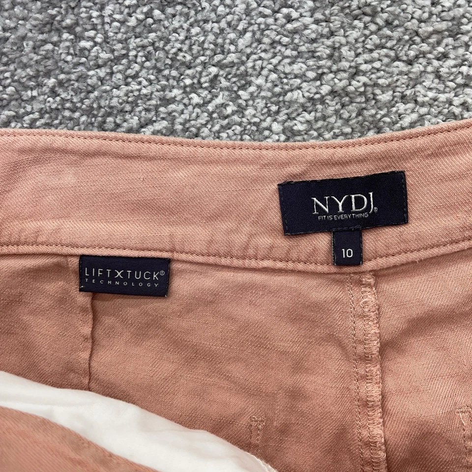 NYDJ 短裤女式 10 亚麻混纺休闲打褶桃子三文鱼夏季 8 英寸内缝 — 第 2/4 张图片