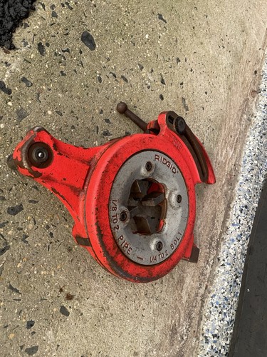 Ridgid 711 Filettatrice per tubi filettatura testa per apertura autooliatura 1224 - Foto 5 di 7