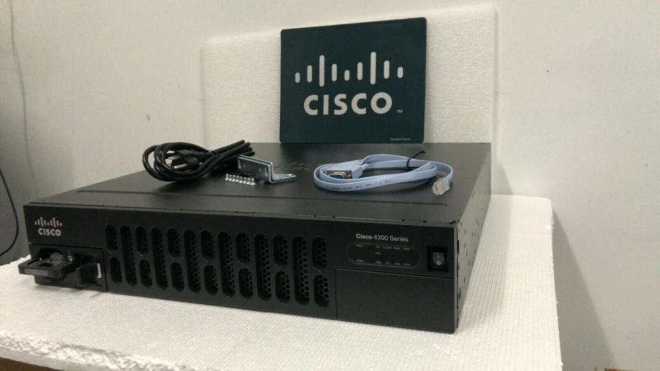 CISCO ISR4351-AX/K9 3-Port Gigabit ISR Security Data Router  ISR4351 AX SEC APP - Image 2 of 4