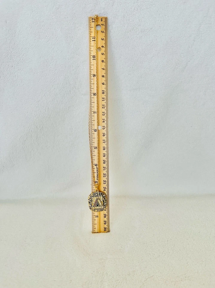 2001 Arizona Diamondbacks JOHNSON Pendant World Series Championship, 🇺🇸 SHIP - Image 4 of 4