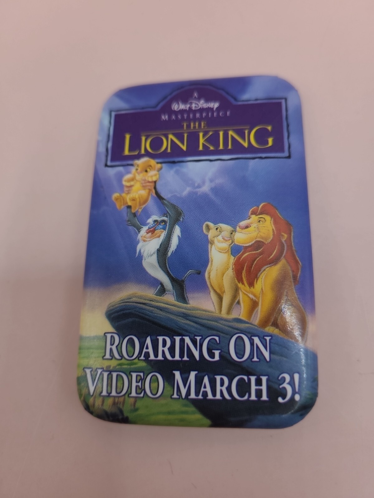 THE LION KING Disney Video Release Pinback Button USED Great Condition