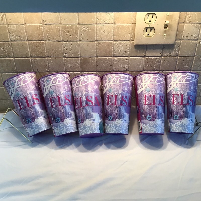 Disney Frozen Plastic Party Cups 32 Oz Lot Of 6