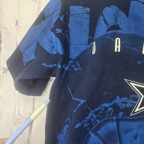 Vintage 1996 Riddell Dallas Cowboys TShirt Uomo Taglia Media Full Front Graphic - Foto 6 di 12