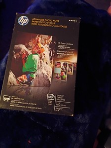 Hewlett Packard Q6638A 4 x 6 inch Glossy Printer Paper - 100 Sheets