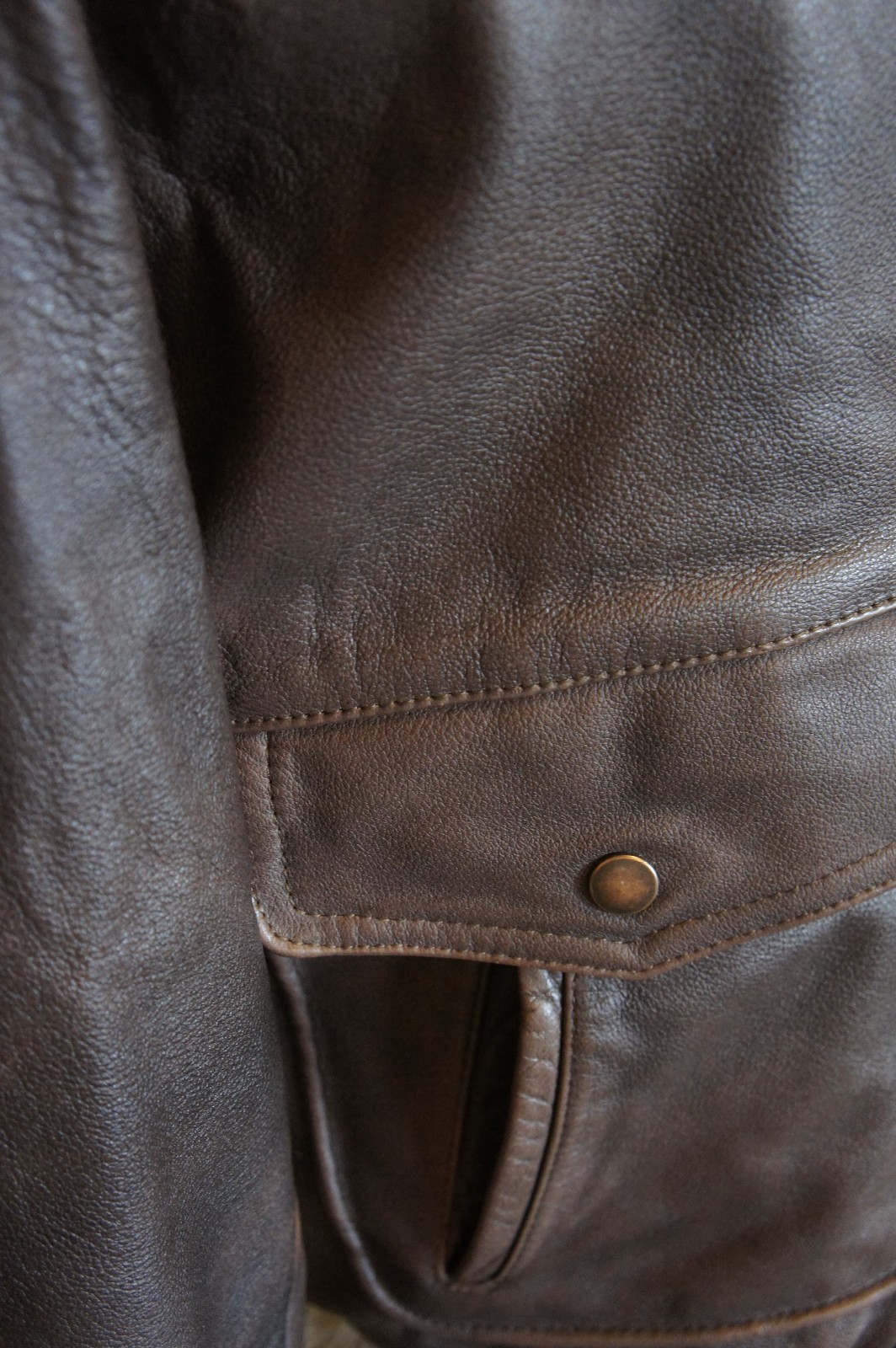 VINTAGE Bermans Genuine Brown Leather Zip Out Lining A-2 Flight Jacket Sz 40L image 4