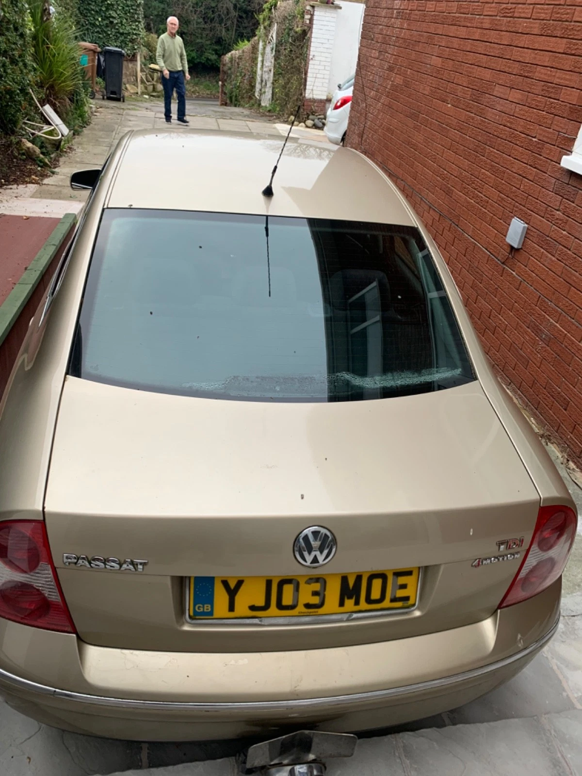 vw passat - Picture 4 of 4