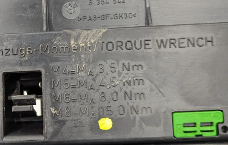 2001-2006 BMW 325Ci Cabin Fuse Relay Junction Box 69132101 OEM - Image 2 of 4