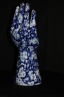 Blue and White Porcelain Hand Ring Jewelry Holder Small Children's Size Fingers — photo 4