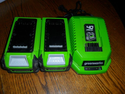 #ad Greenworks BAF722 40v 2.5 AH Battery X 2 and Charger $89.95