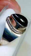 PLEASANT BLACK ONYX IN STERLING SILVER.925 RING SIZE 6.5-6.75 