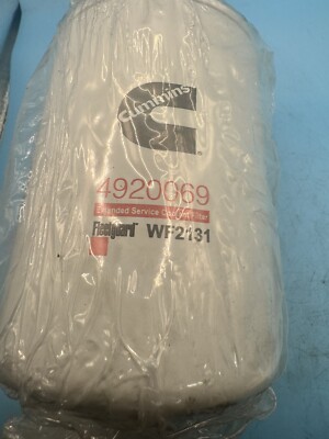GENUINE NEW OEM Fleetguard WF2131 SHIPS FREE