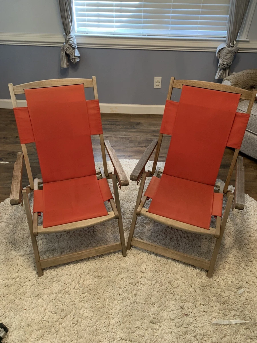 Vintage Pier 1 Imports Folding Wood Canvas Beach Lawn Chair Dow Rods Set Of 2